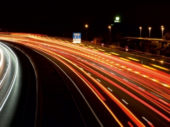 Autobahn in der Nacht (Puzzle)