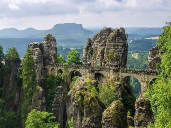 CALVENDO Puzzle Bastei | 1000 Teile Lege-Größe 64x48cm Foto-Puzzle für glückliche Stunden