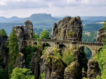 CALVENDO Puzzle Bastei | 1000 Teile Lege-Größe 64x48cm Foto-Puzzle für glückliche Stunden