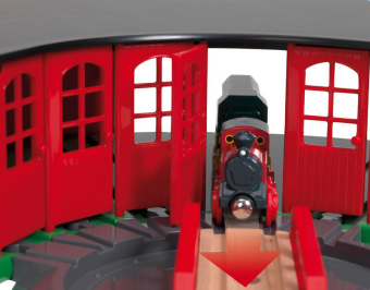 BRIO World - Großer Ringlokschuppen