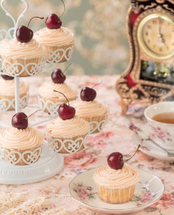 Teatime bei Bridgertons - Das inoffizielle Koch- und Backbuch zur Netflix Erfolgsserie Bridgerton