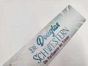 Die Douglas-Schwestern - Die Parfümerie der Träume