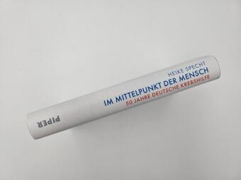 Im Mittelpunkt der Mensch - 50 Jahre Deutsche Krebshilfe