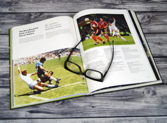 Football - The Ultimate Book
