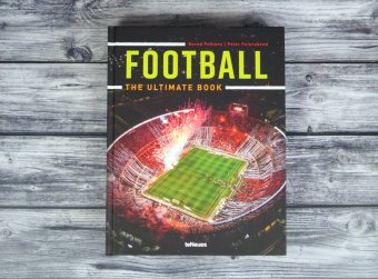 Football - The Ultimate Book