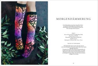 Florale Scandi-Socken stricken