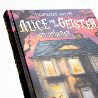 Alice und die Geister von nebenan