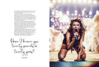 Show Tops Goldedition Taylor on Tour 