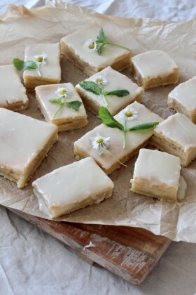 Frühlingsduft und Sommerglück: Naturnahe Deko-Ideen und DIYs mit nordischem Flair