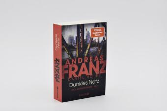 Dunkles Netz
