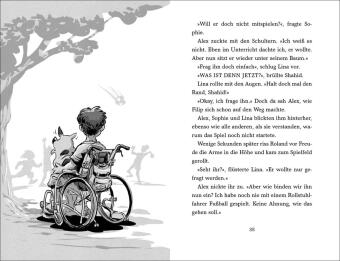 Die Pausenkicker - Freistoß im Klassenzimmer 