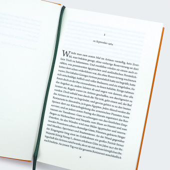 Die Bäume streifen durch Alexandria 