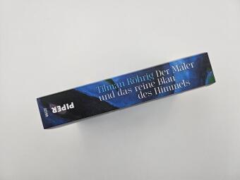 Der Maler und das reine Blau des Himmels
