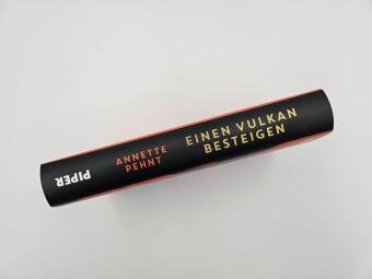 Einen Vulkan besteigen 