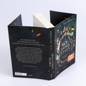 A Sky of Emerald Stars (The Golden Court 2) 