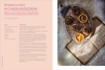 The Lovely Book of Pies