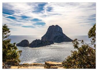 Ibiza Küste, Buchten und Strände (hochwertiger Premium Wandkalender 2026 DIN A2 quer), Kunstdruck in Hochglanz