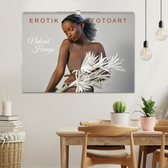 Erotik Fotoart - Natural Honeys (Wandkalender 2026 DIN A2 quer), CALVENDO Monatskalender