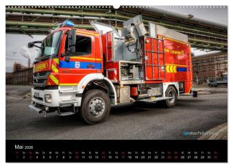 Einsatzfahrzeuge der Feuerwehr (hochwertiger Premium Wandkalender 2026 DIN A2 quer), Kunstdruck in Hochglanz