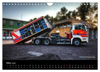 Einsatzfahrzeuge der Feuerwehr (Wandkalender 2026 DIN A4 quer), CALVENDO Monatskalender