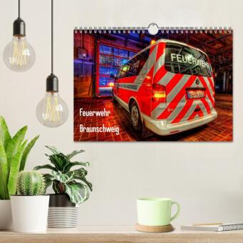 Feuerwehr Braunschweig (Wandkalender 2026 DIN A4 quer), CALVENDO Monatskalender
