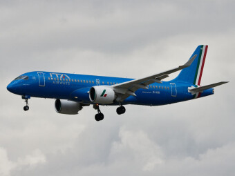 CALVENDO Puzzle EI-HHR - ITA Airways - Airbus A220-300 - Frankfurt Airport | 1000 Teile Lege-Größe 64x48cm Foto-Puzzle für glückliche Stunden