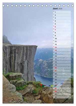 Skandinavien entdecken - Von Schweden nach Norwegen mit dem Wohnmobil (Tischkalender 2026 DIN A5 hoch), CALVENDO Monatskalender
