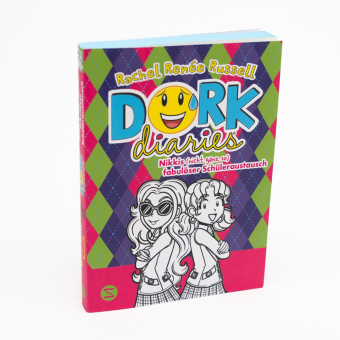 DORK Diaries, Band 11: Nikkis (nicht ganz so) fabulöser Schüleraustausch