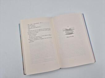 Kirschblüte in der Freitagsbuchhandlung 