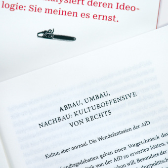 Attacke von rechts