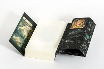 The Dawn of the Cursed Queen - Götter und Monster 3