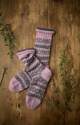 Romantische Socken stricken