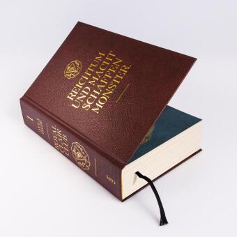 Royal Clair Club 1: Her First Hunt 